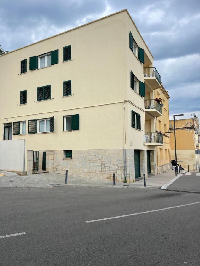 Aquamarine Sant Feliu En La Playa Con Patio Daire Sant Feliu de Guíxols Dış mekan fotoğraf