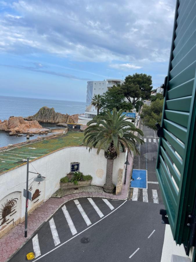Aquamarine Sant Feliu En La Playa Con Patio Daire Sant Feliu de Guíxols Dış mekan fotoğraf